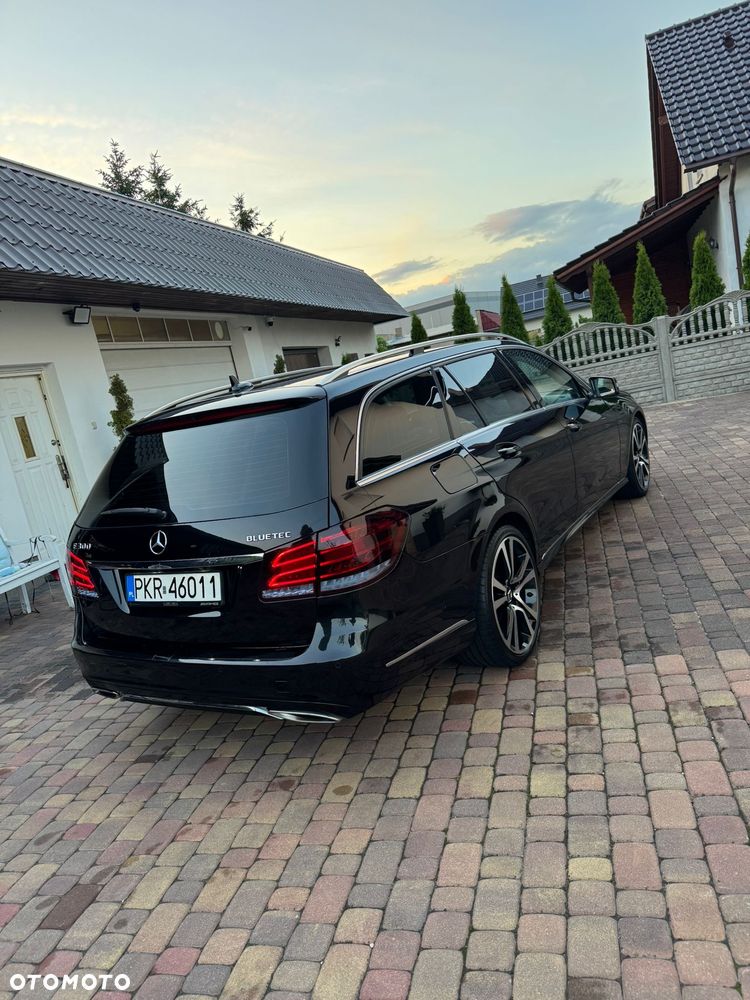 Mercedes-Benz Klasa E 300 BlueTEC 7G-TRONIC - 3