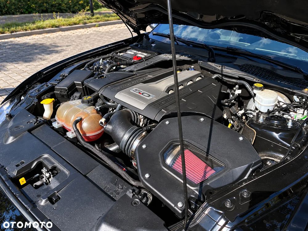 Ford Mustang 5.0 V8 GT - 14