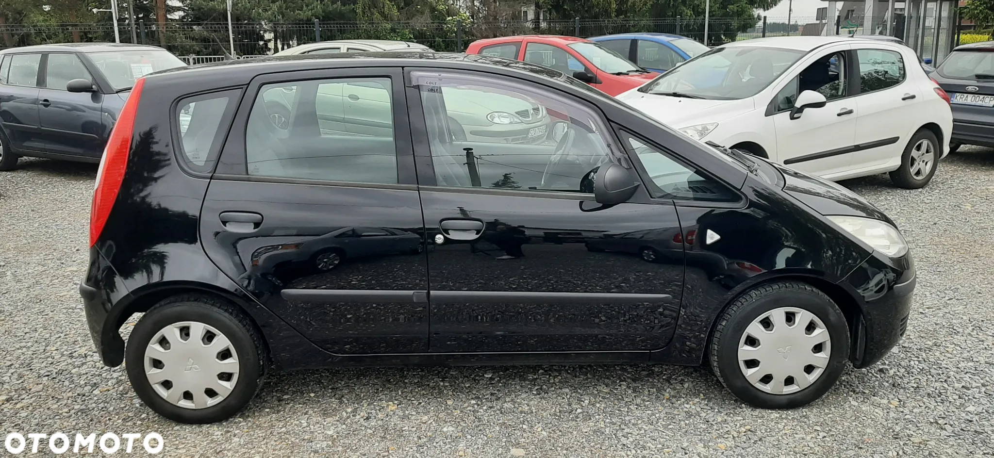 Mitsubishi Colt - 22