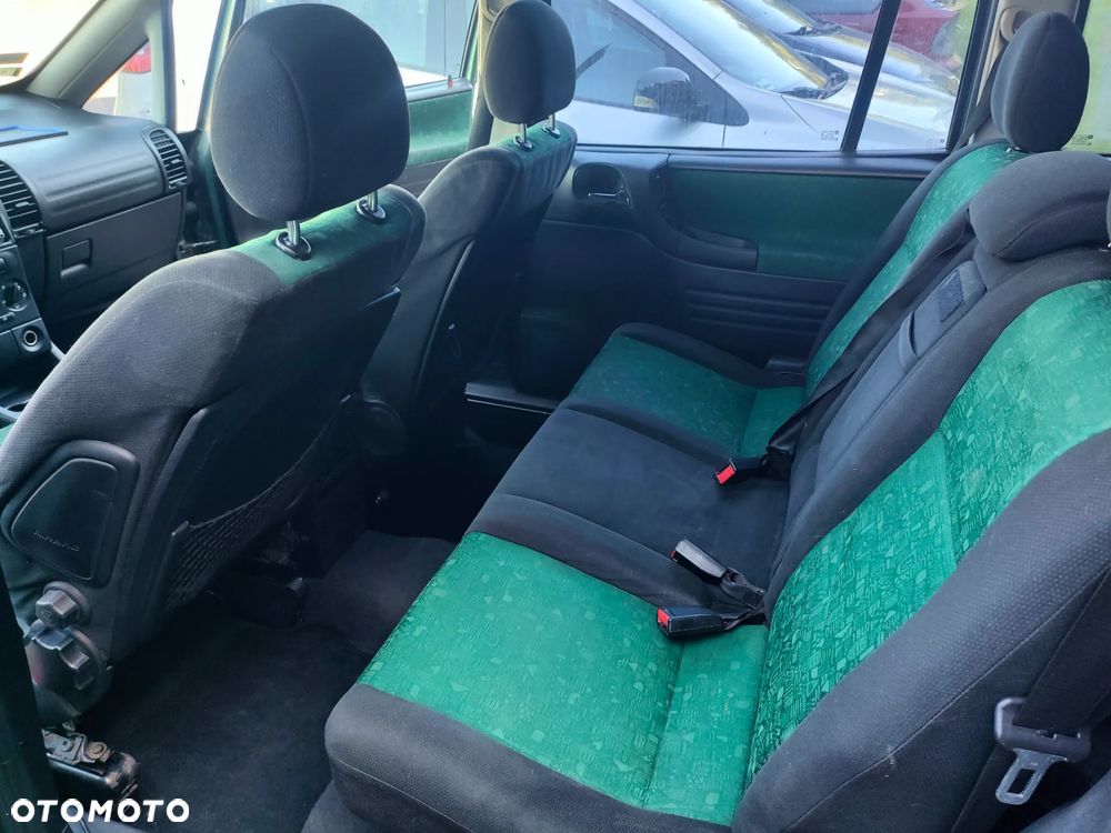 Opel Zafira 1.8 16V Elegance - 6