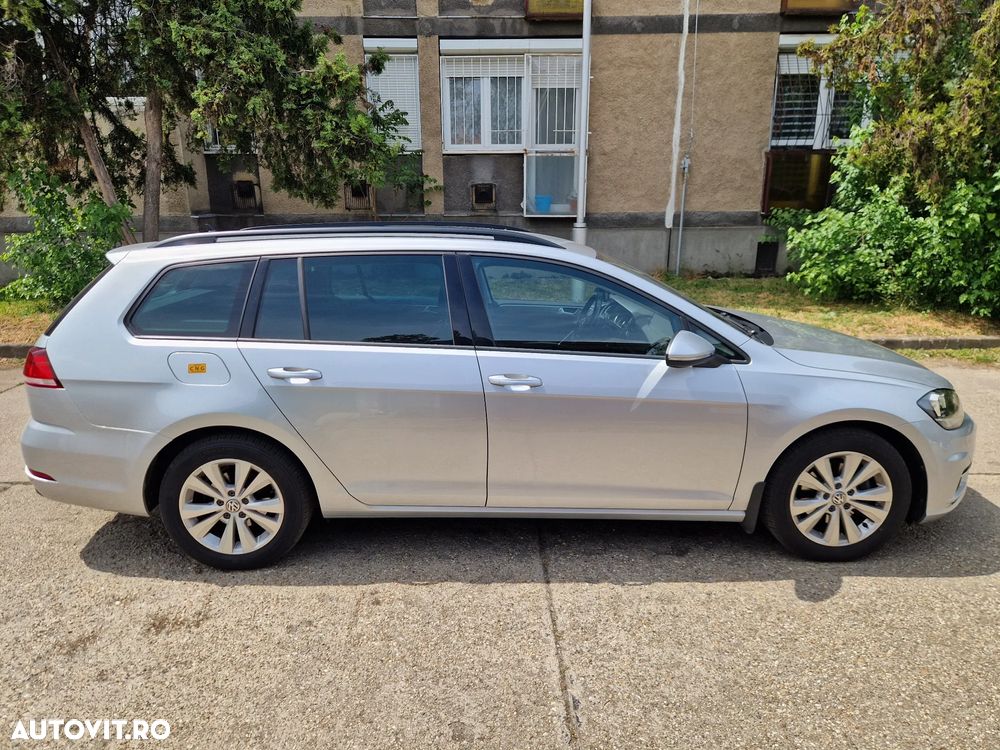 Volkswagen Golf 1.5 TSI ACT BlueMotion DSG Comfortline - 4