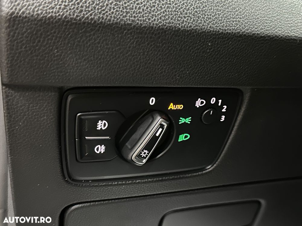 Volkswagen Passat 1.6 TDI Comfortline - 12