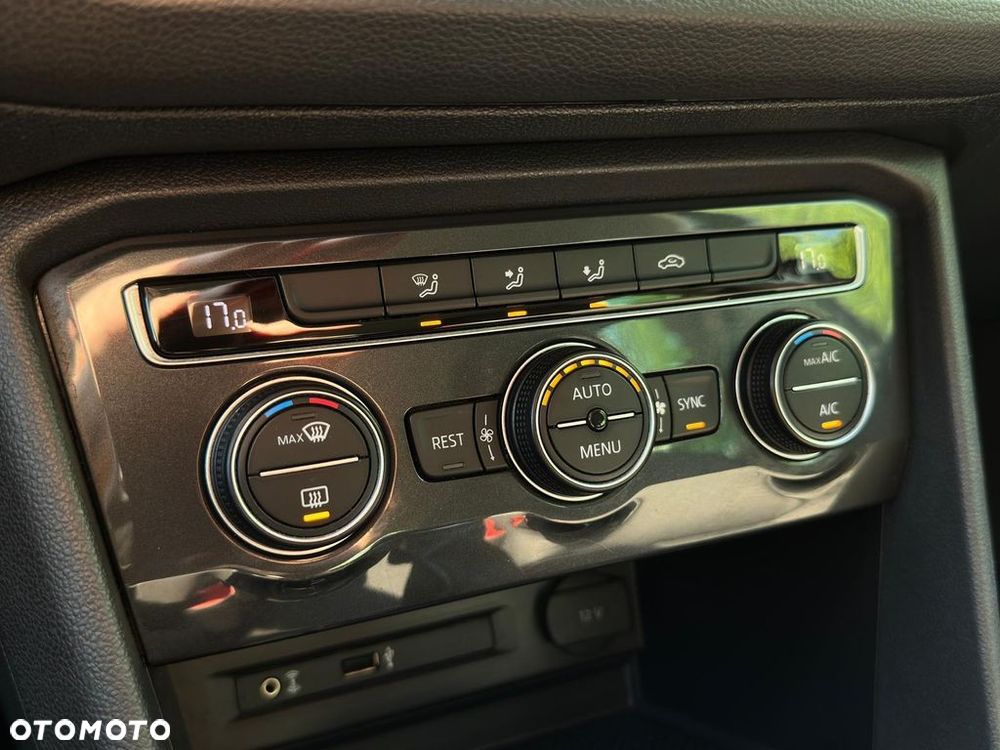 Volkswagen Tiguan 1.5 TSI EVO Comfortline - 17