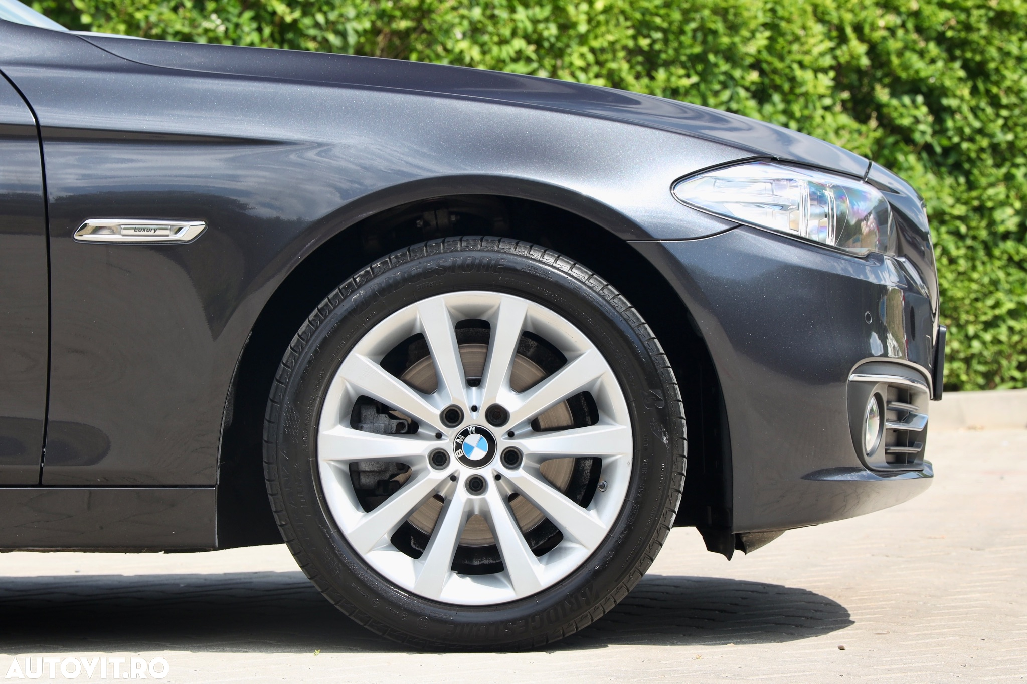 BMW Seria 5 520i Touring Aut. Luxury Line - 34