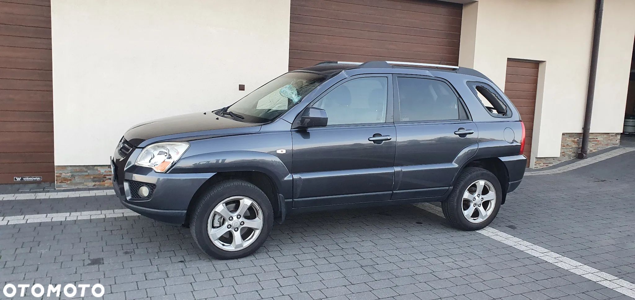 Kia Sportage - 1