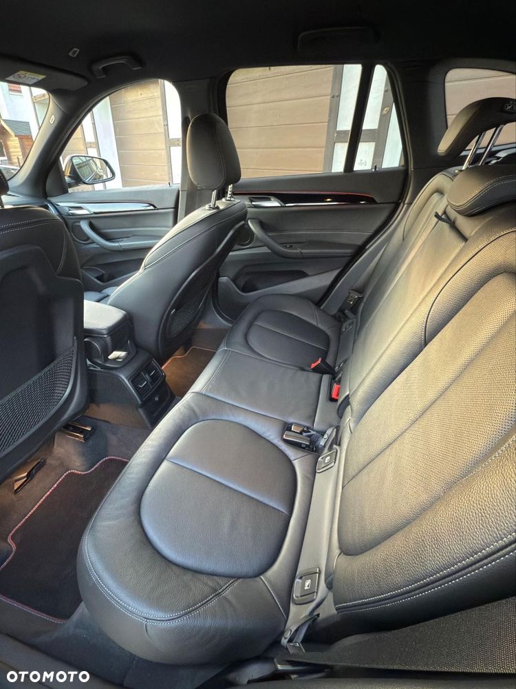BMW X1 - 16