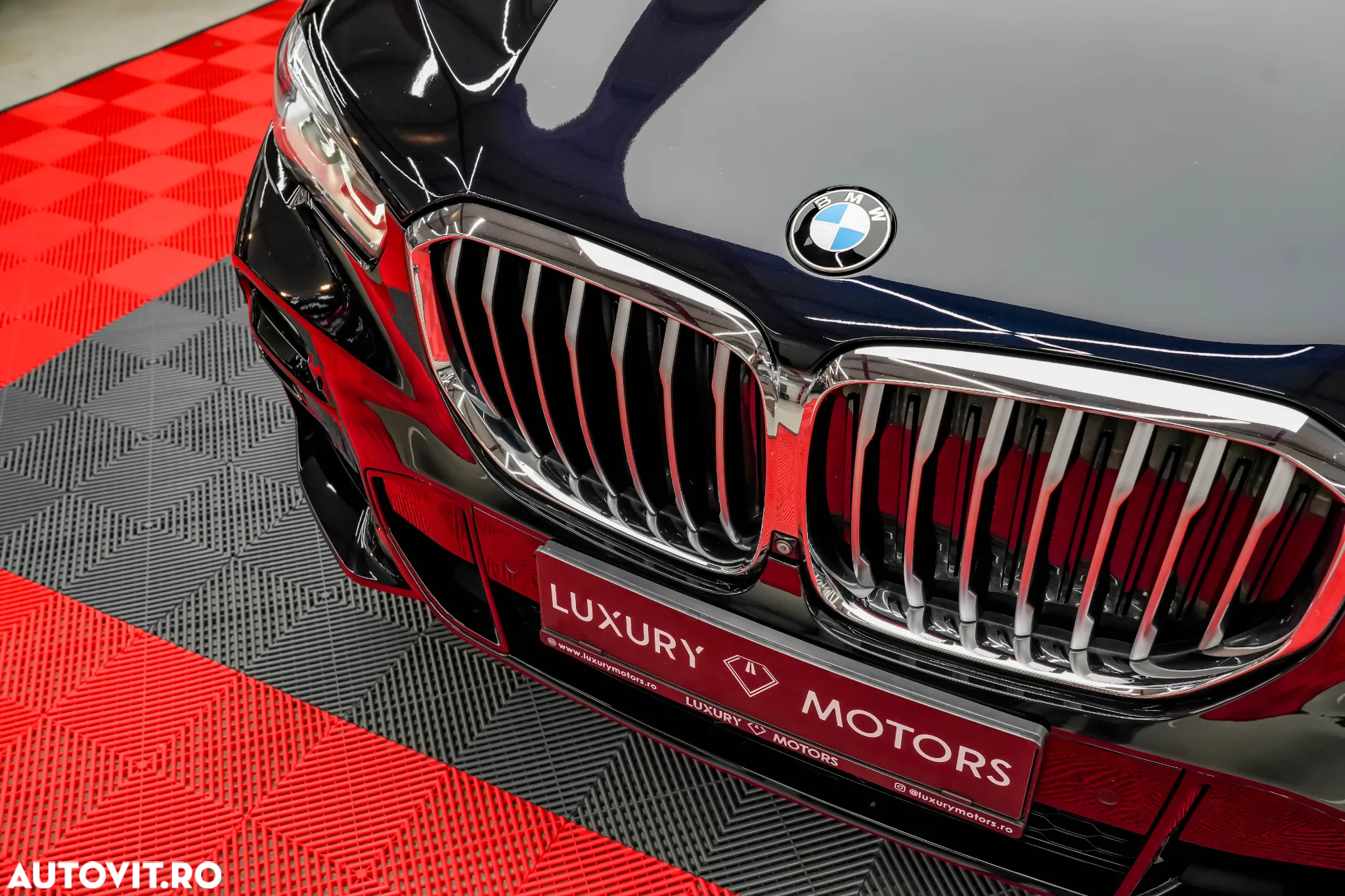 BMW X5 xDrive40i - 11