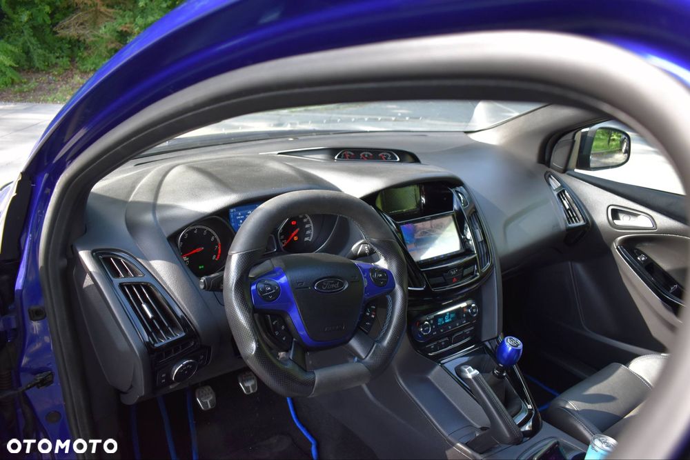 Ford Focus 2.0 EcoBoost ST mit Leder-Sport-Paket - 13