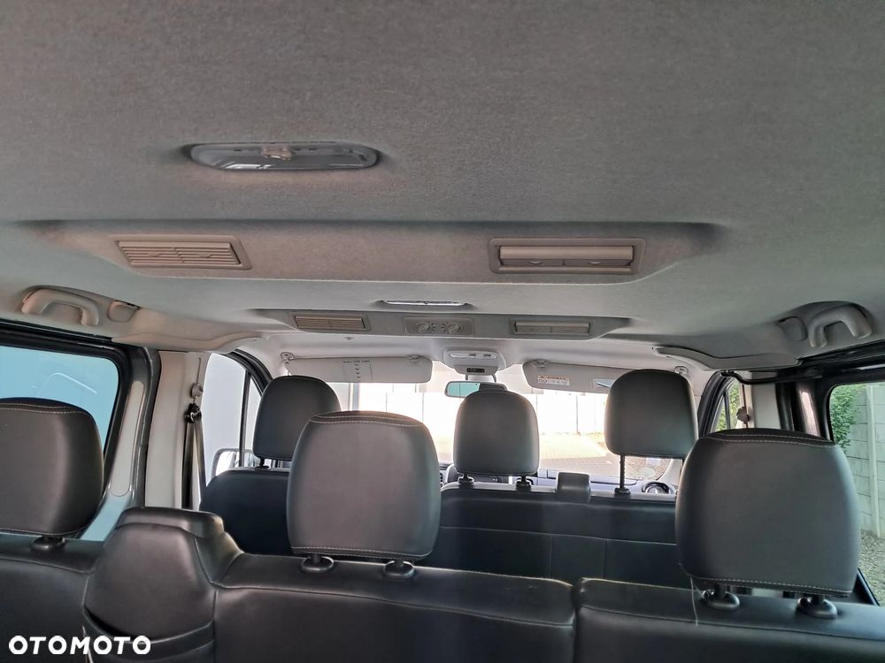 Opel Vivaro - 17