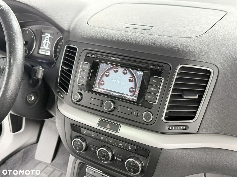 Seat Alhambra 2.0 TDI Ecomotive DSG Style Viva - 24
