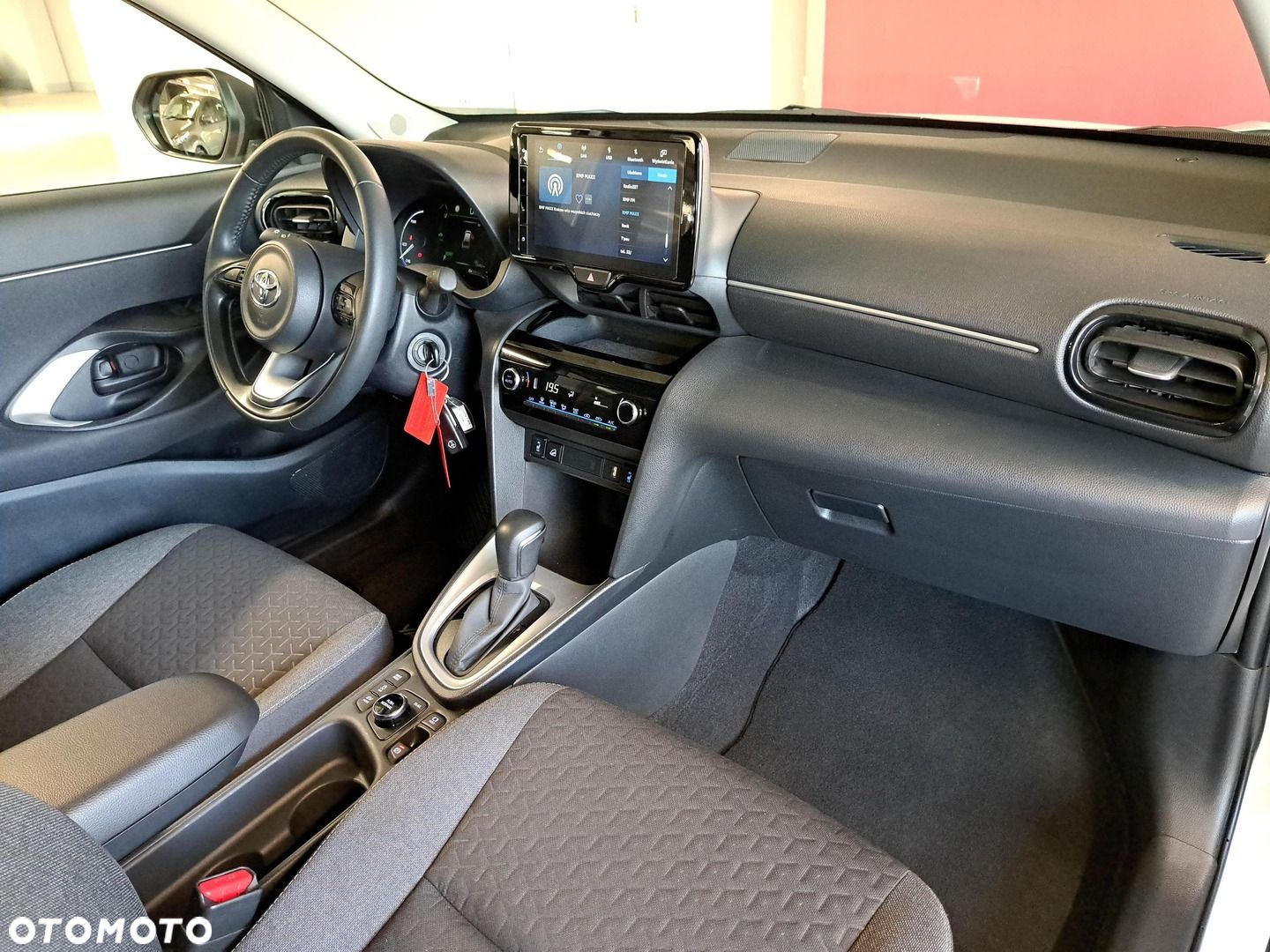 Toyota Yaris Cross - 16