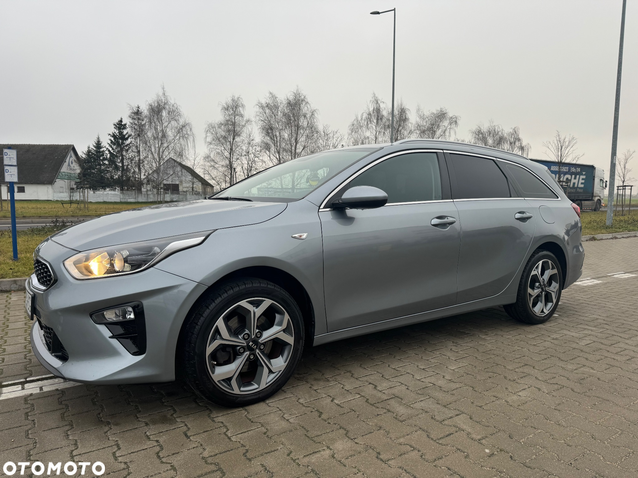 Kia Ceed Cee'd 1.6 CRDi GT Line - 28