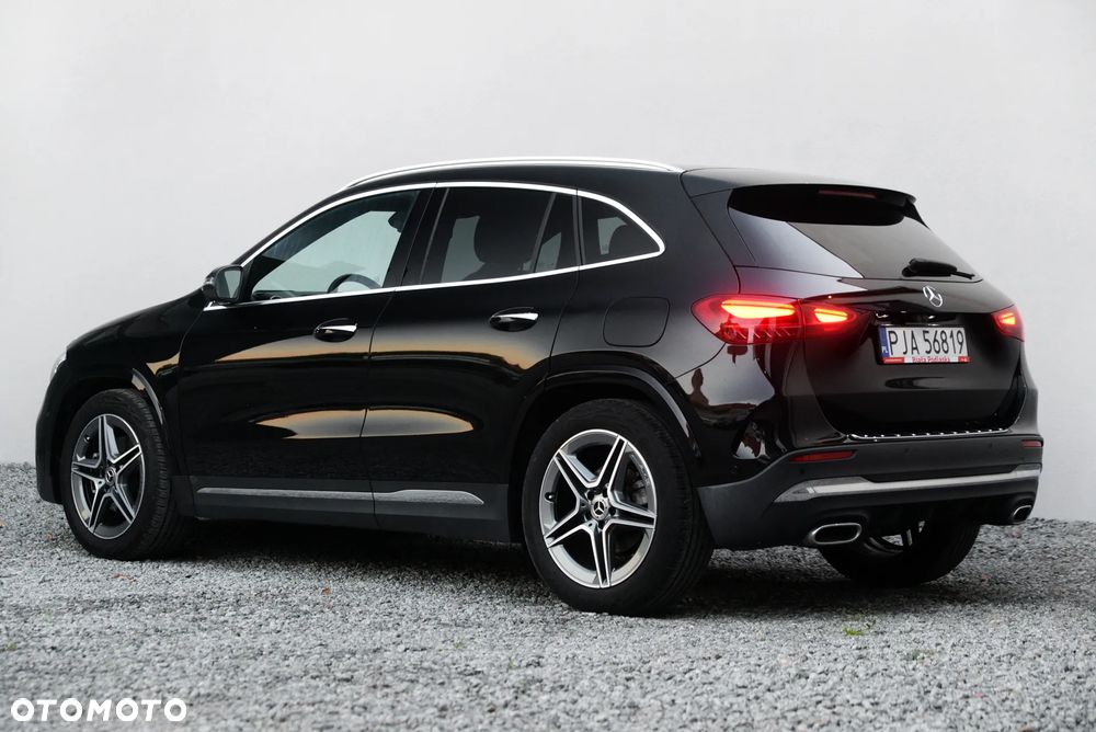 Mercedes-Benz GLA 200 d 4-Matic AMG Line 8G-DCT - 3