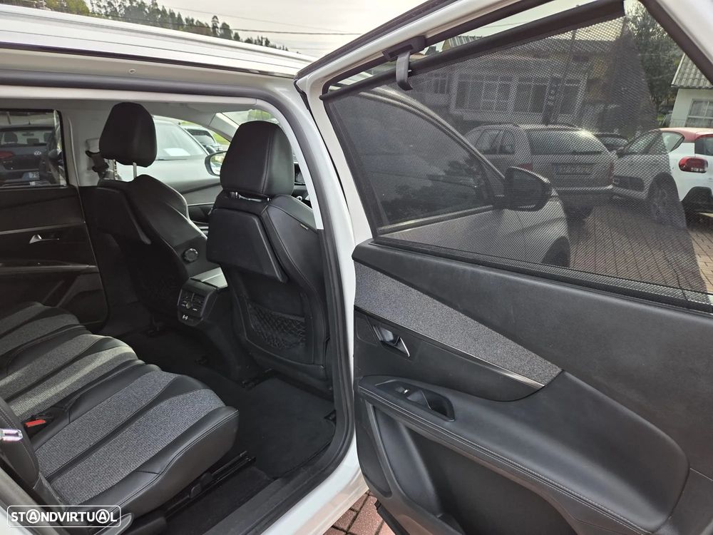 Peugeot 5008 1.5 BlueHDi Allure EAT8 - 11