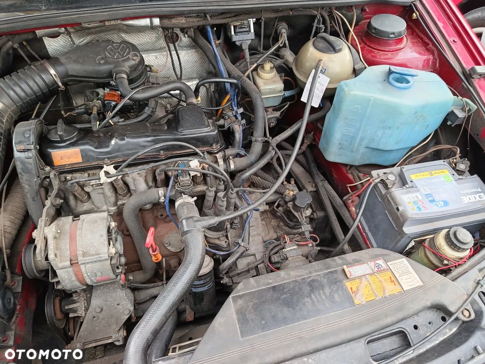 Volkswagen Passat 1.8 GT - 20
