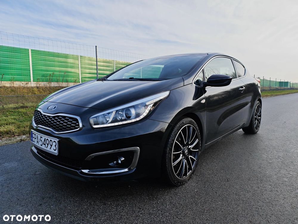 Kia Ceed - 1