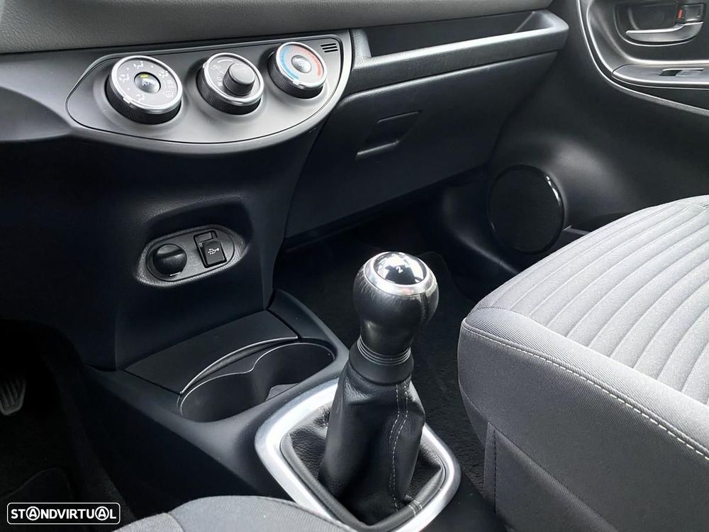 Toyota Yaris 1.0 VVT-i Comfort - 23