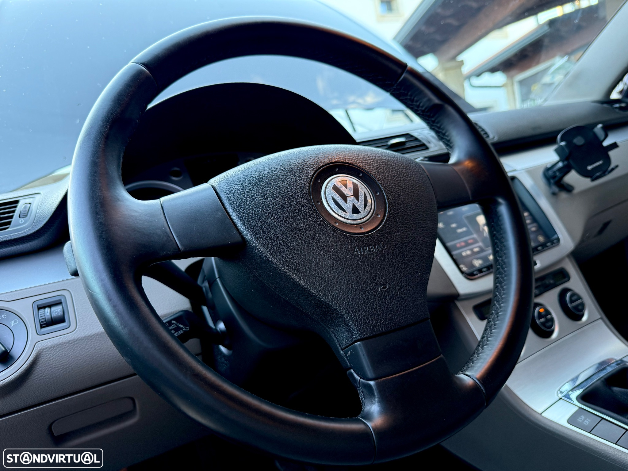 VW Passat 2.0 TDI Highline - 40