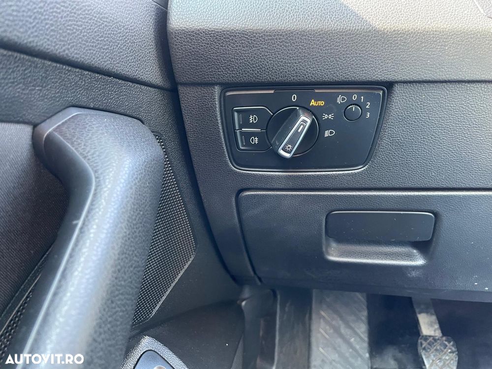 Volkswagen Passat - 18