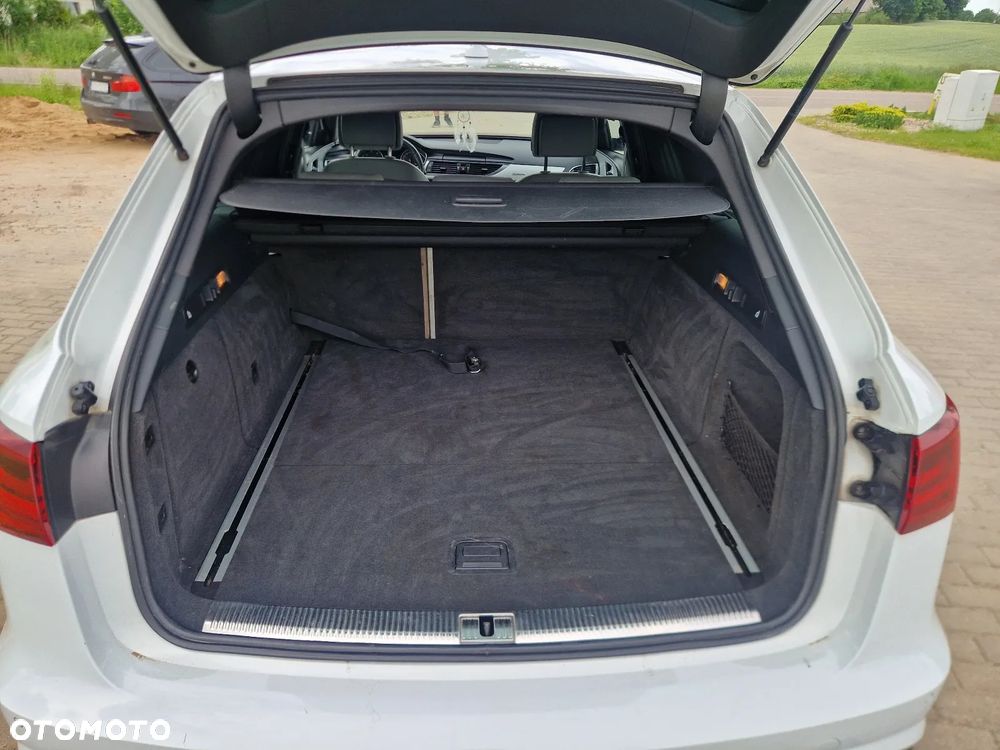 Audi A6 Avant 3.0 TDI quattro S tronic - 33