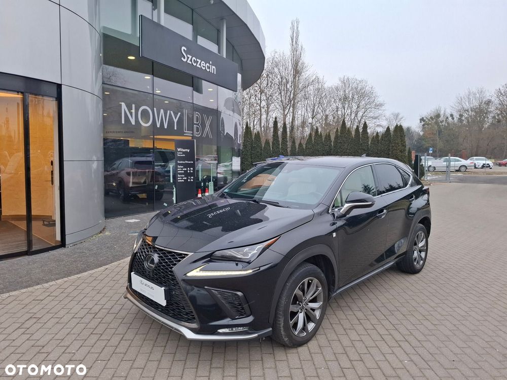 Lexus NX 300 GPF F Sport AWD - 1