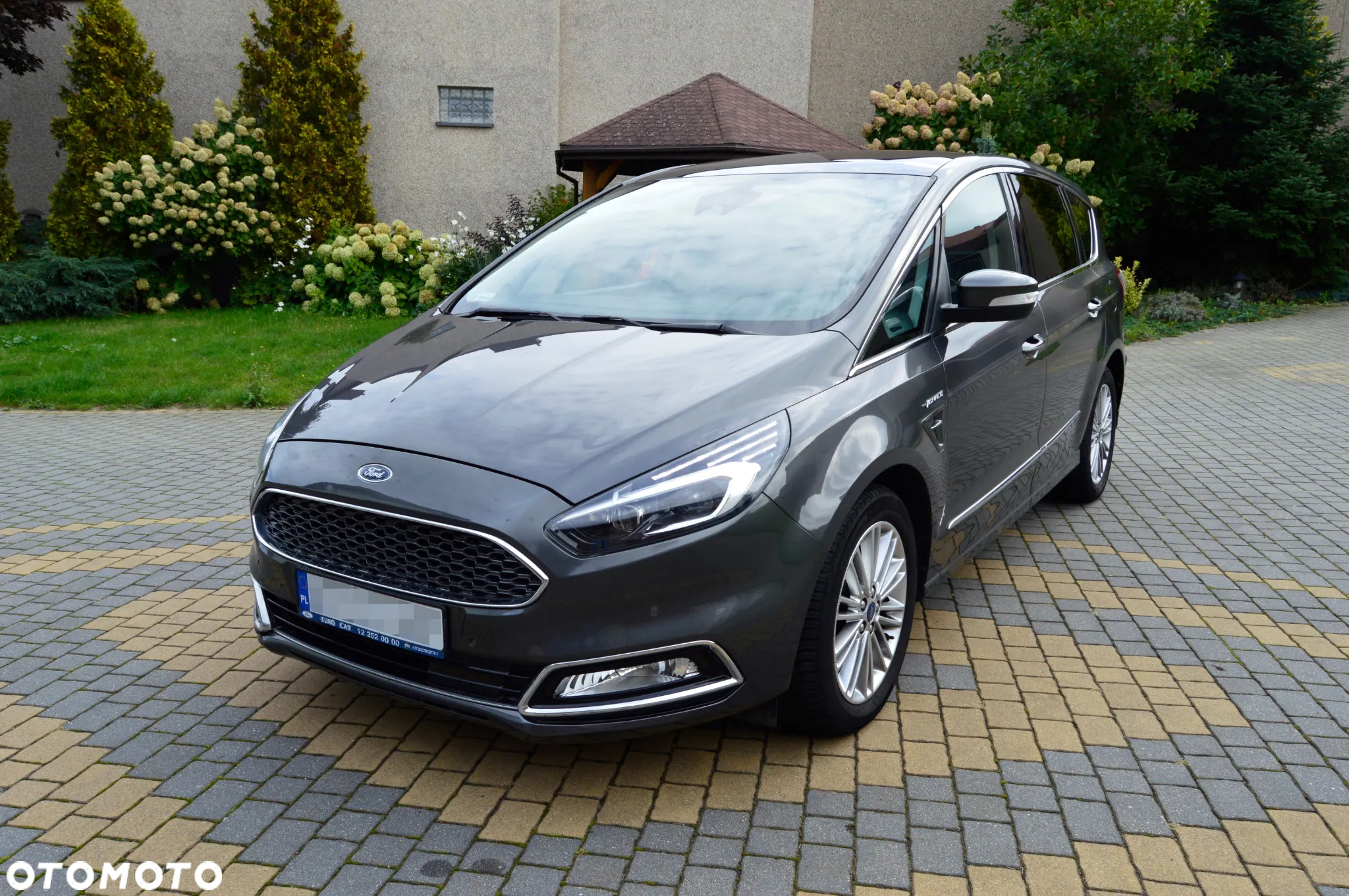 Ford S-Max 2.0 TDCi Vignale PowerShift - 24
