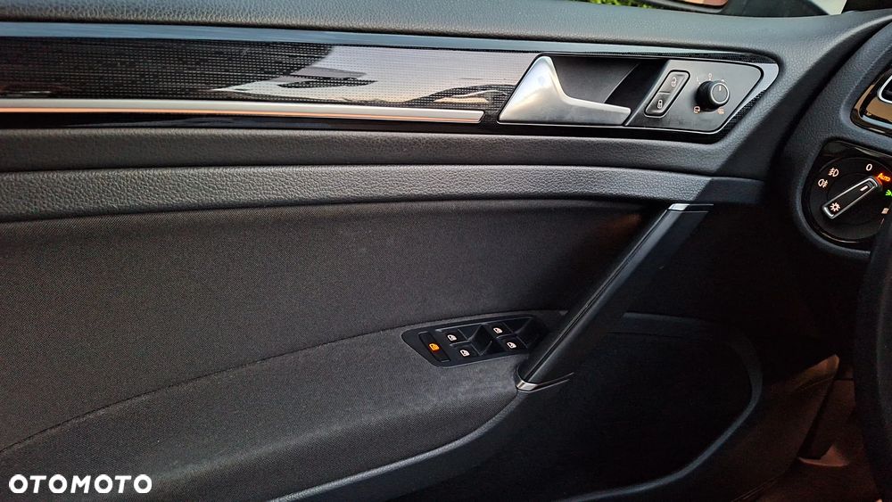 Volkswagen Golf Variant 1.6 TDI BMT Highline - 12