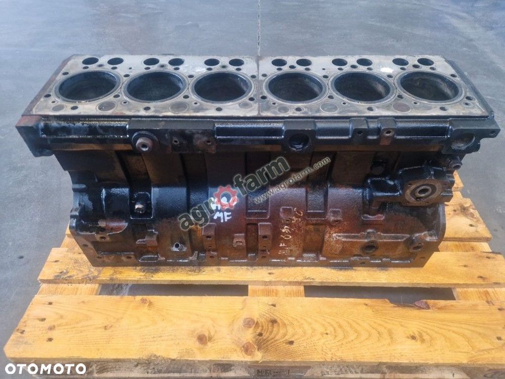 Blok silnika Massey Ferguson 6495, 7250, 7490 - 3