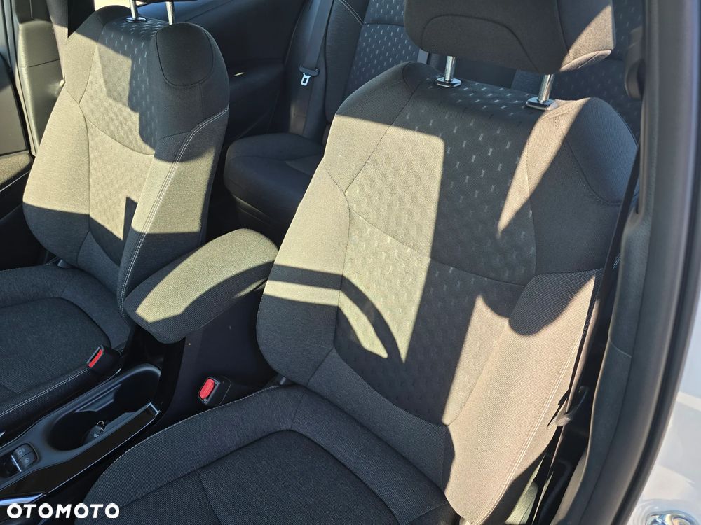 Toyota Corolla 1.8 Hybrid Comfort - 28