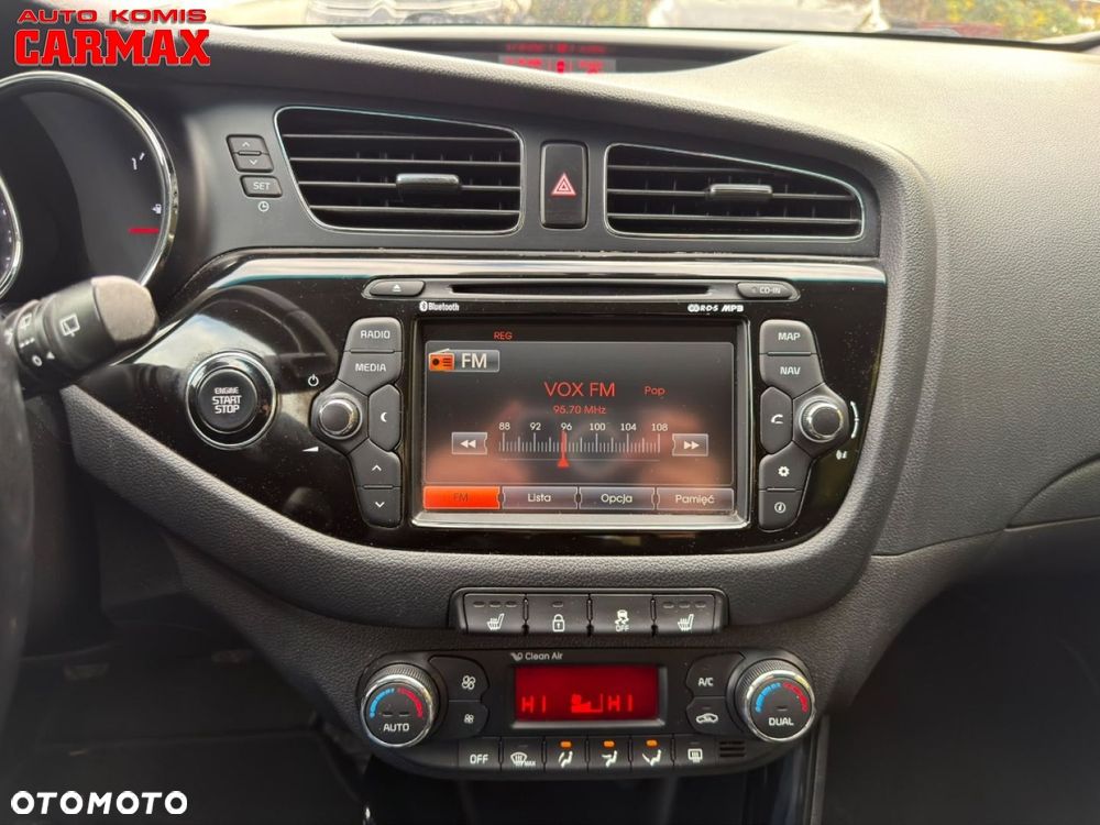 Kia Ceed - 26