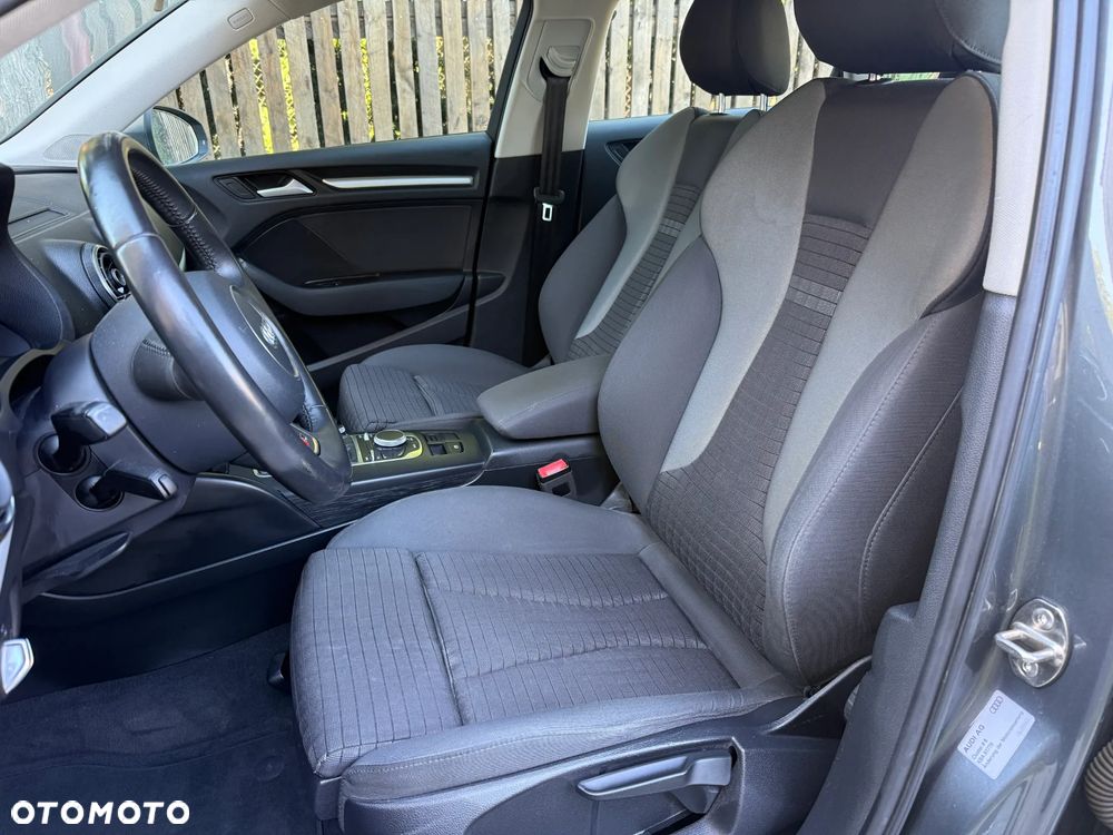 Audi A3 Sportback 2.0 TDI (clean diesel) Ambiente - 7