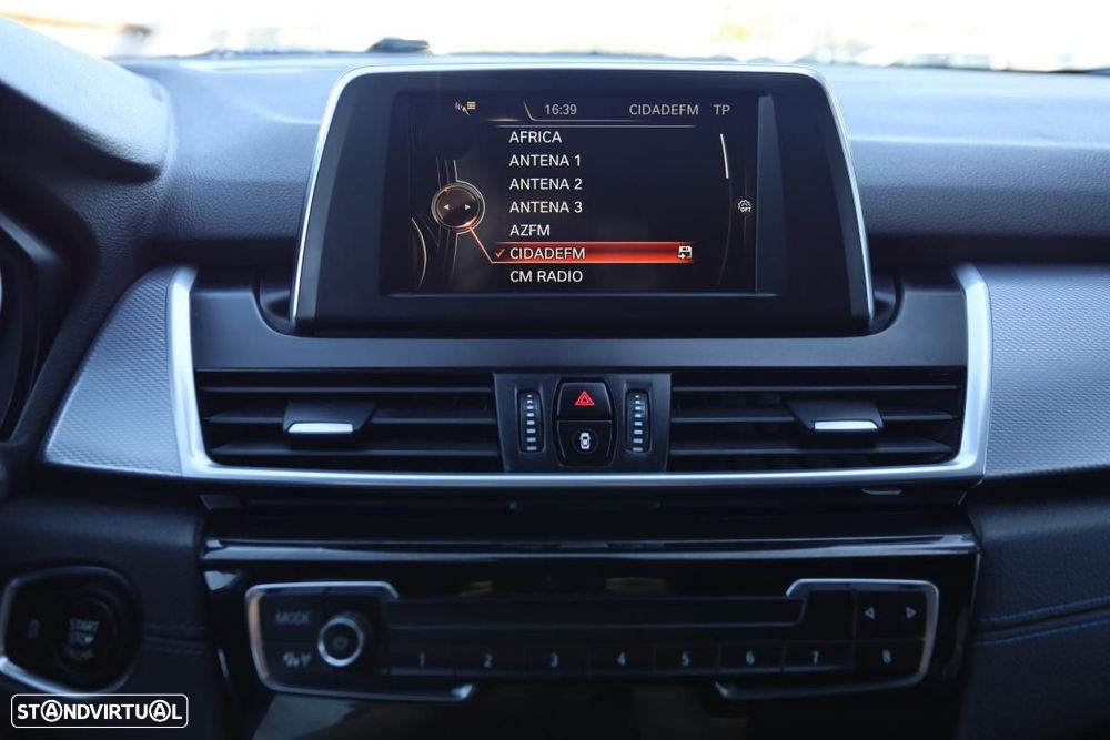 BMW 216 Active Tourer d Pack M - 12