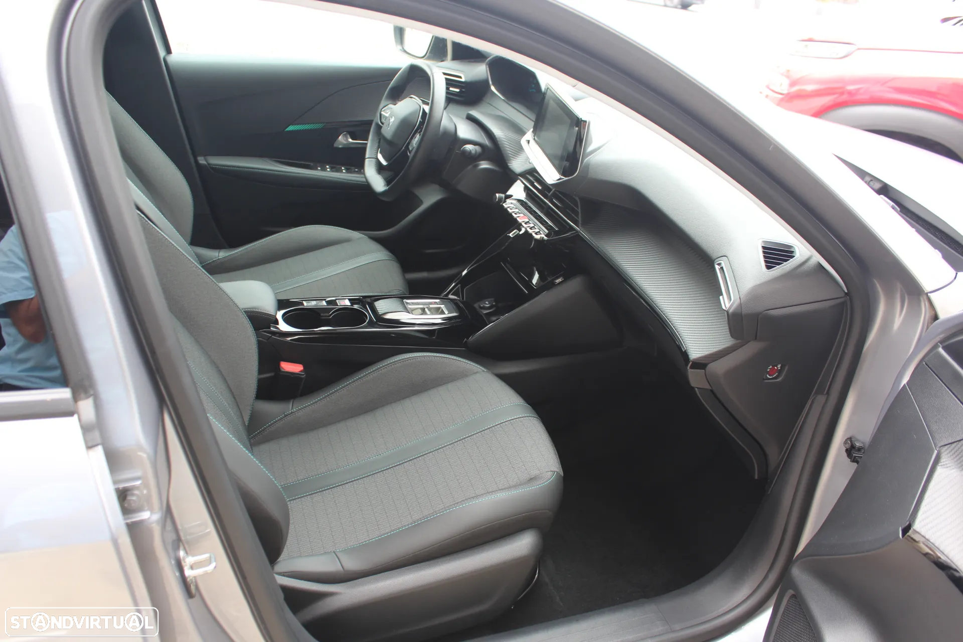 Peugeot e-208 50 kWh Allure - 22