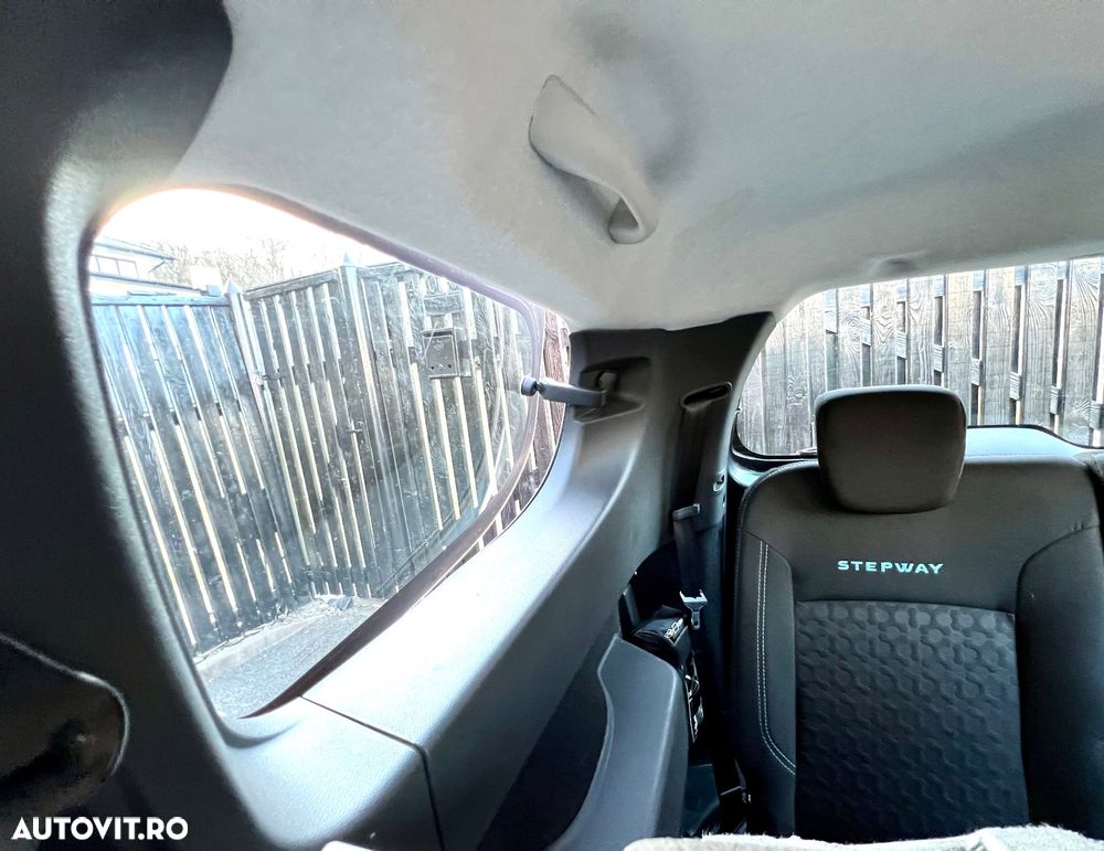 Dacia Lodgy 1.2 TCe 115 CP Stepway - 28