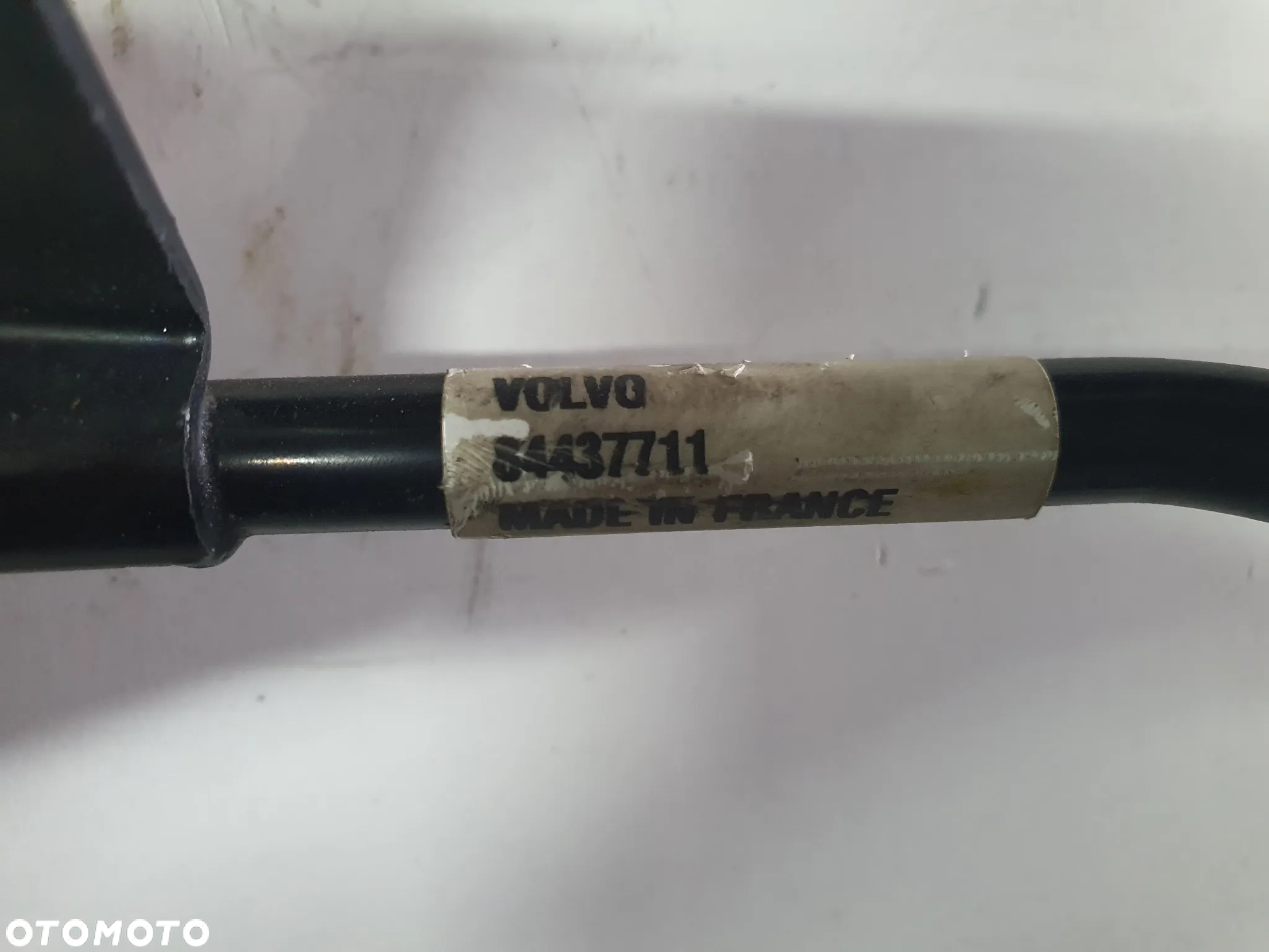 Przewód, rurka klimatyzacji Volvo 84437711 - 4