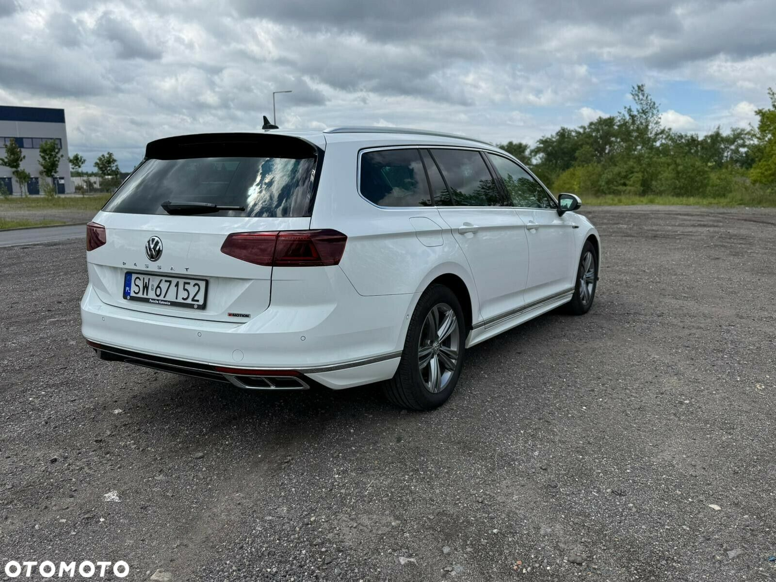 Volkswagen Passat 2.0 TDI 4Mot Elegance DSG - 4