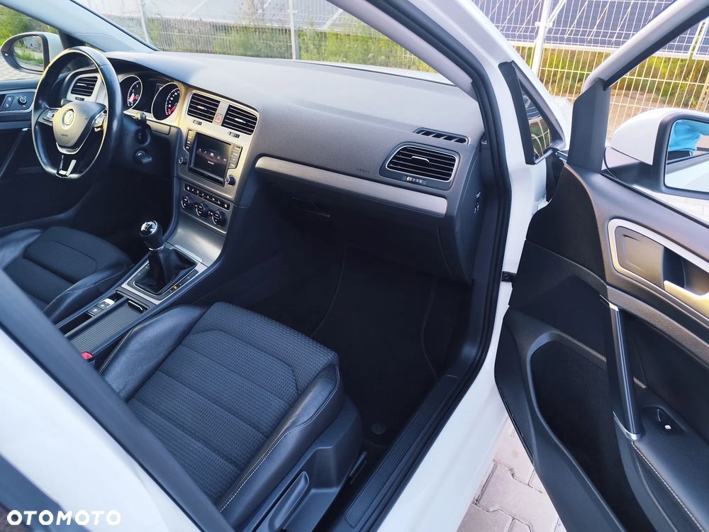 Volkswagen Golf 1.4 TSI BlueMotion Technology Edition - 21