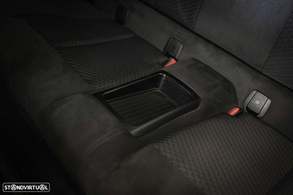 BMW 218 i Coupe Pack M - 38