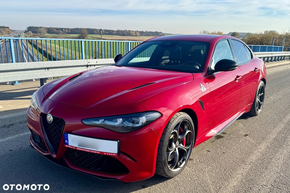 Alfa Romeo Giulia - 1