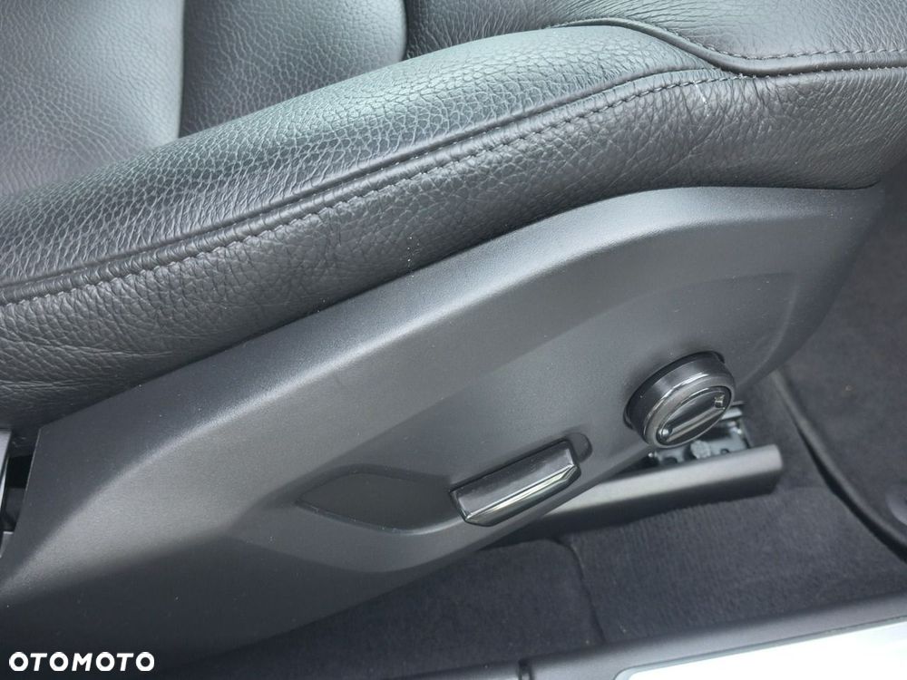 Volvo V90 D3 Momentum - 26