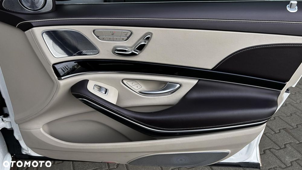 Mercedes-Benz Klasa S 560 4-Matic L 9G-TRONIC - 23
