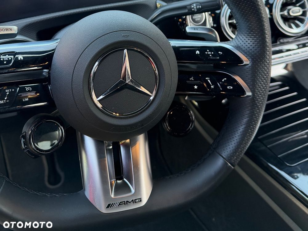 Mercedes-Benz Klasa A 35 AMG 4-Matic 8G-DCT - 21