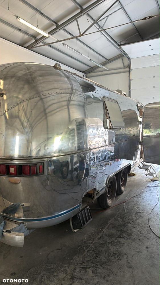 Airstream Trade Wind - 9