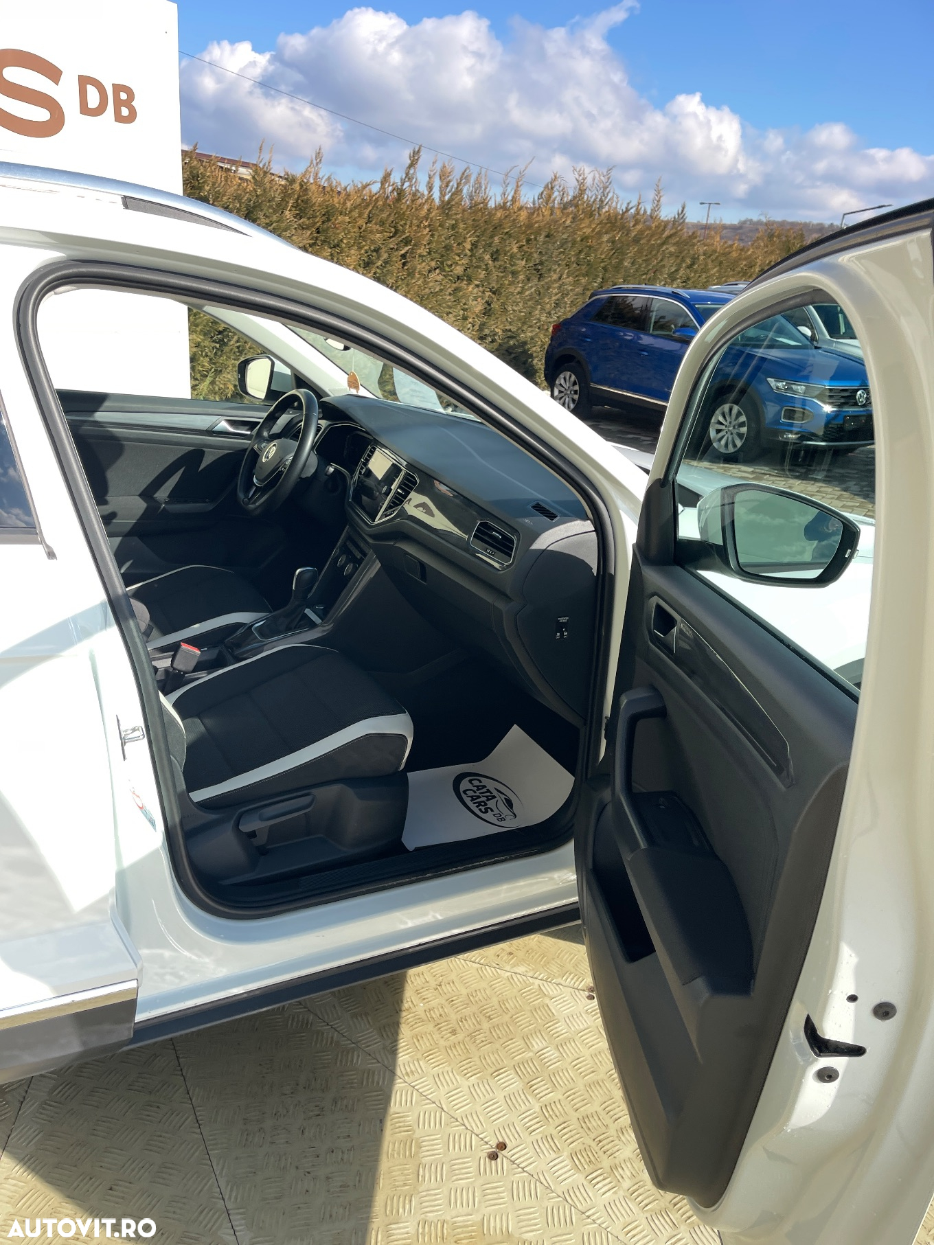 Volkswagen T-ROC 2.0 TDI DSG Sport - 19