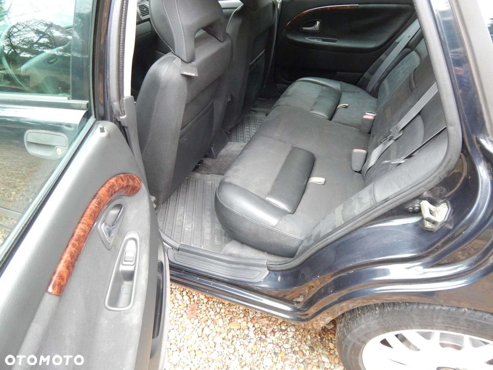 Volvo V40 2.0 Elegance - 15