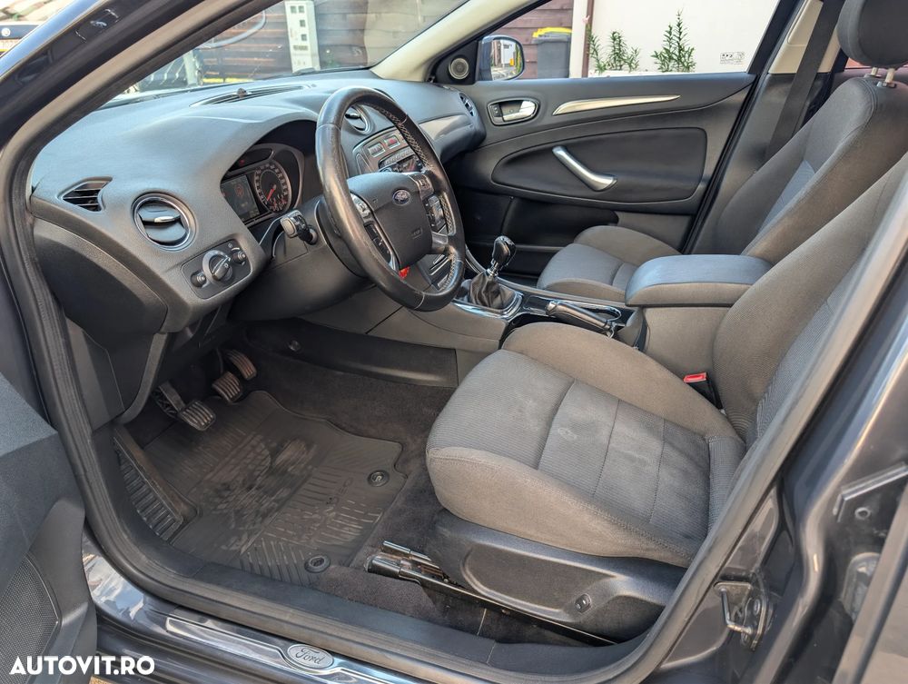 Ford Mondeo 2.0 TDCI Titanium X - 17