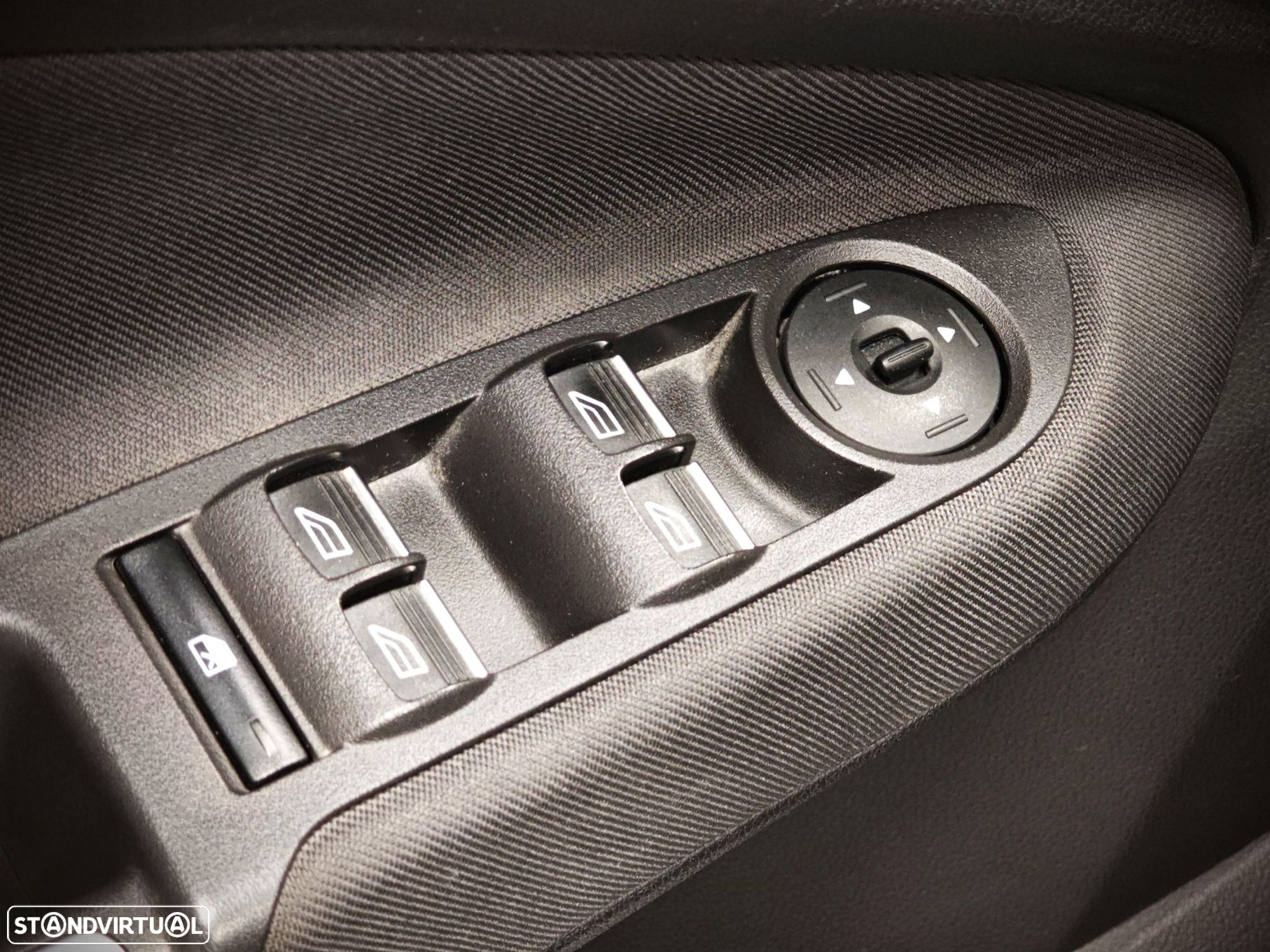 Ford C-Max 1.5 TDCi S&S Trend - 40