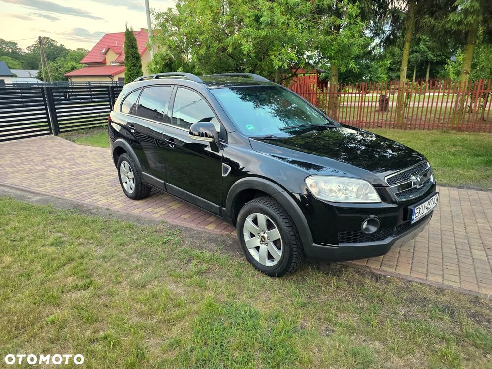 Chevrolet Captiva 2.0 d LS - 11