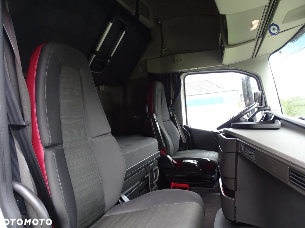 Volvo FH / BDF DO ZABUDOWY / EURO 6 / SPROWADZONY Z NIEMIEC / ZADBANY / 2 SZT / - 17