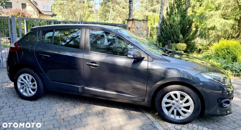 Renault Megane ENERGY dCi 110 Start & Stop Bose Edition - 4